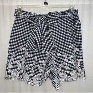 Zara Basic Women’s Gingham Tie Waist‎ Embroidered Shorts Size L Black White
